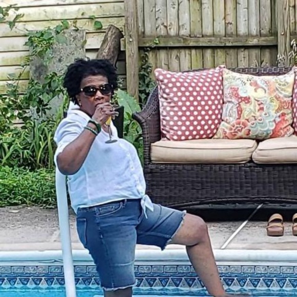 Meet your Posher, Nelly - Picture 1 of 1